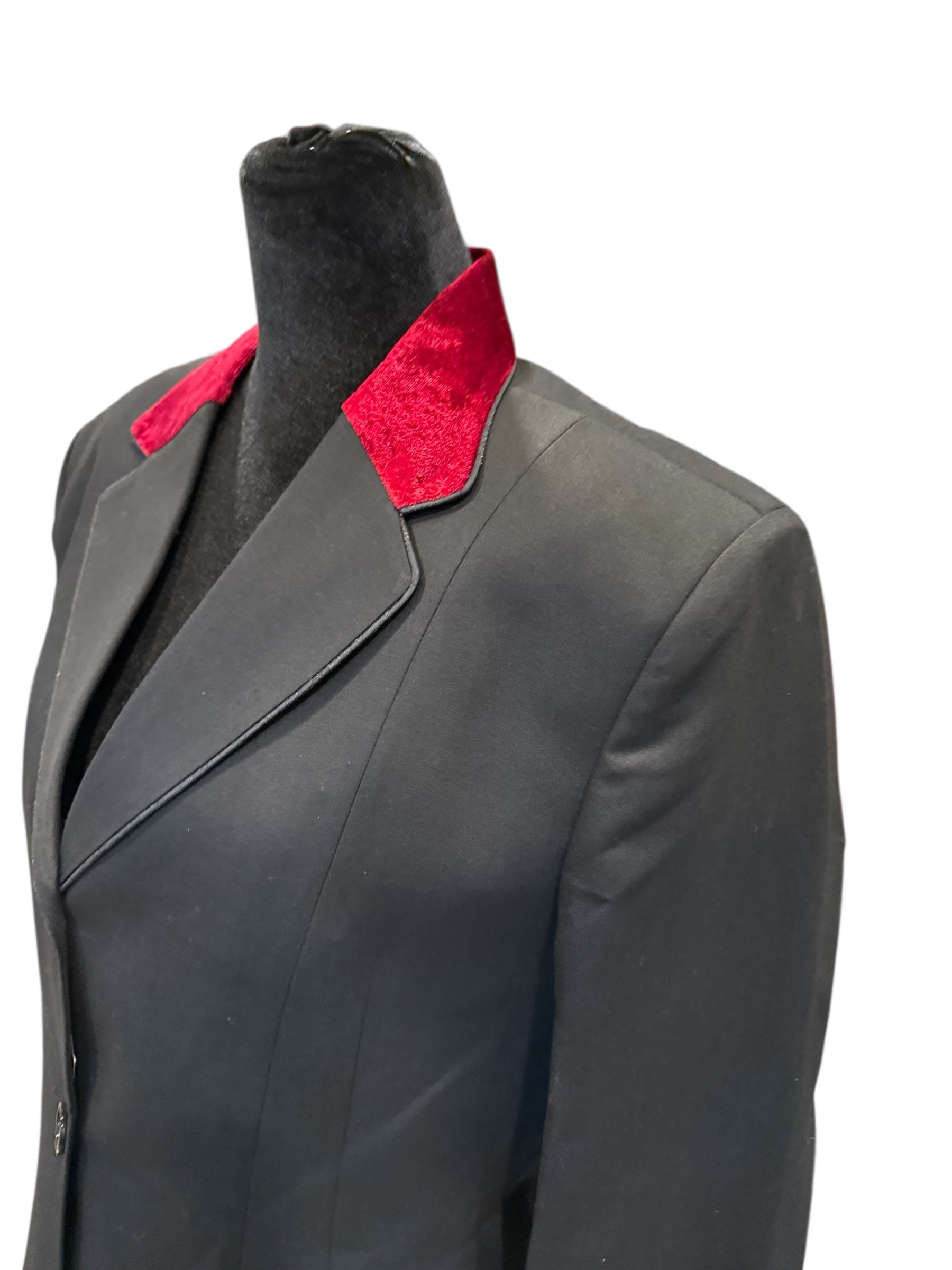 English Show Coat Black ECONO