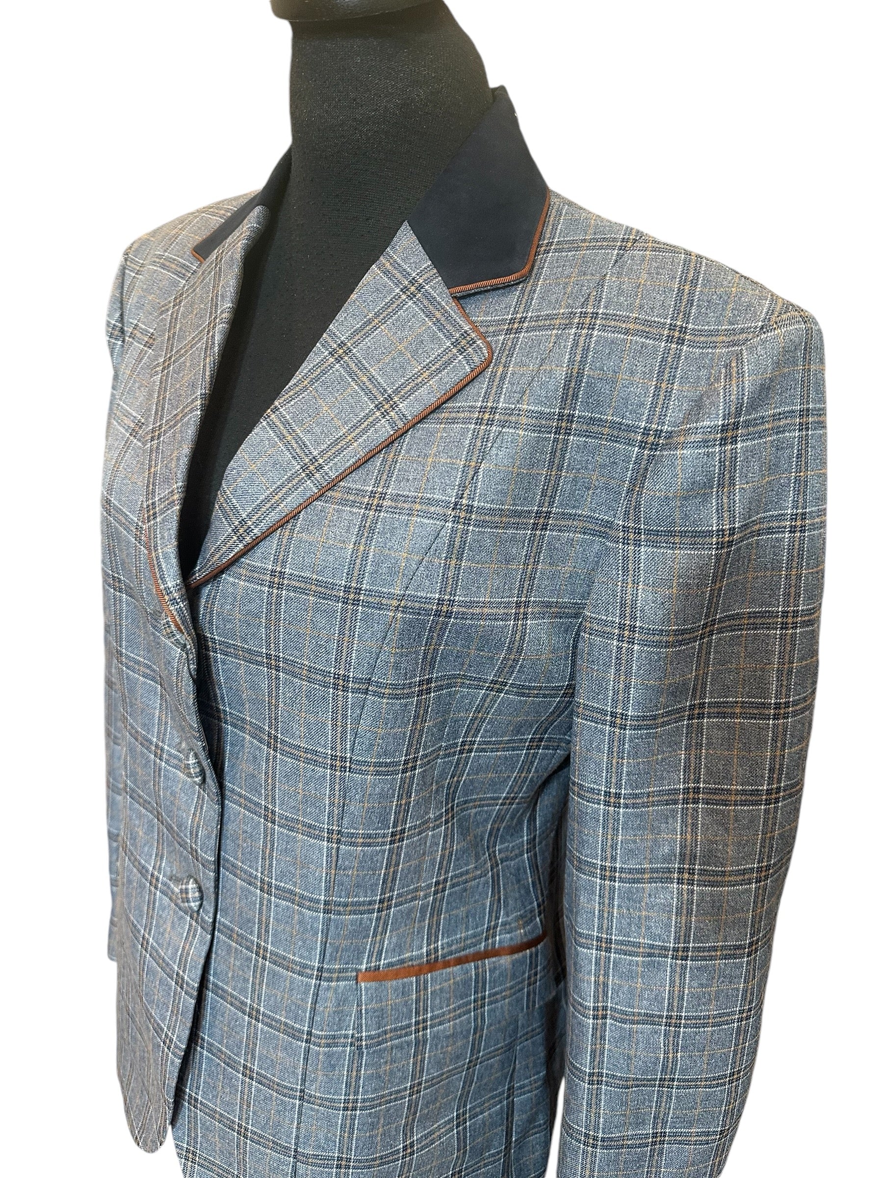 English Show Coat Blue Grey with Rust Pipe Fabric Code D3004
