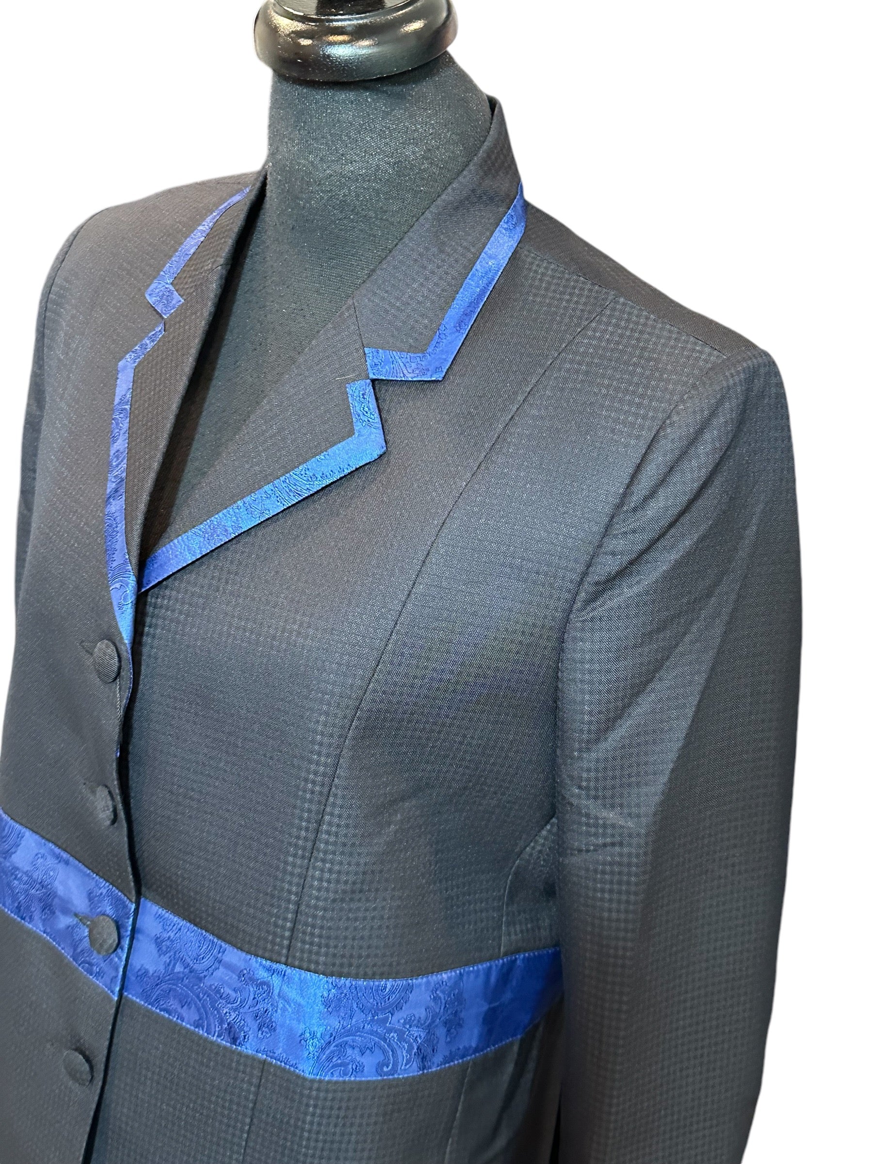 Showmanship Suit Black Mini Box with Blue accents