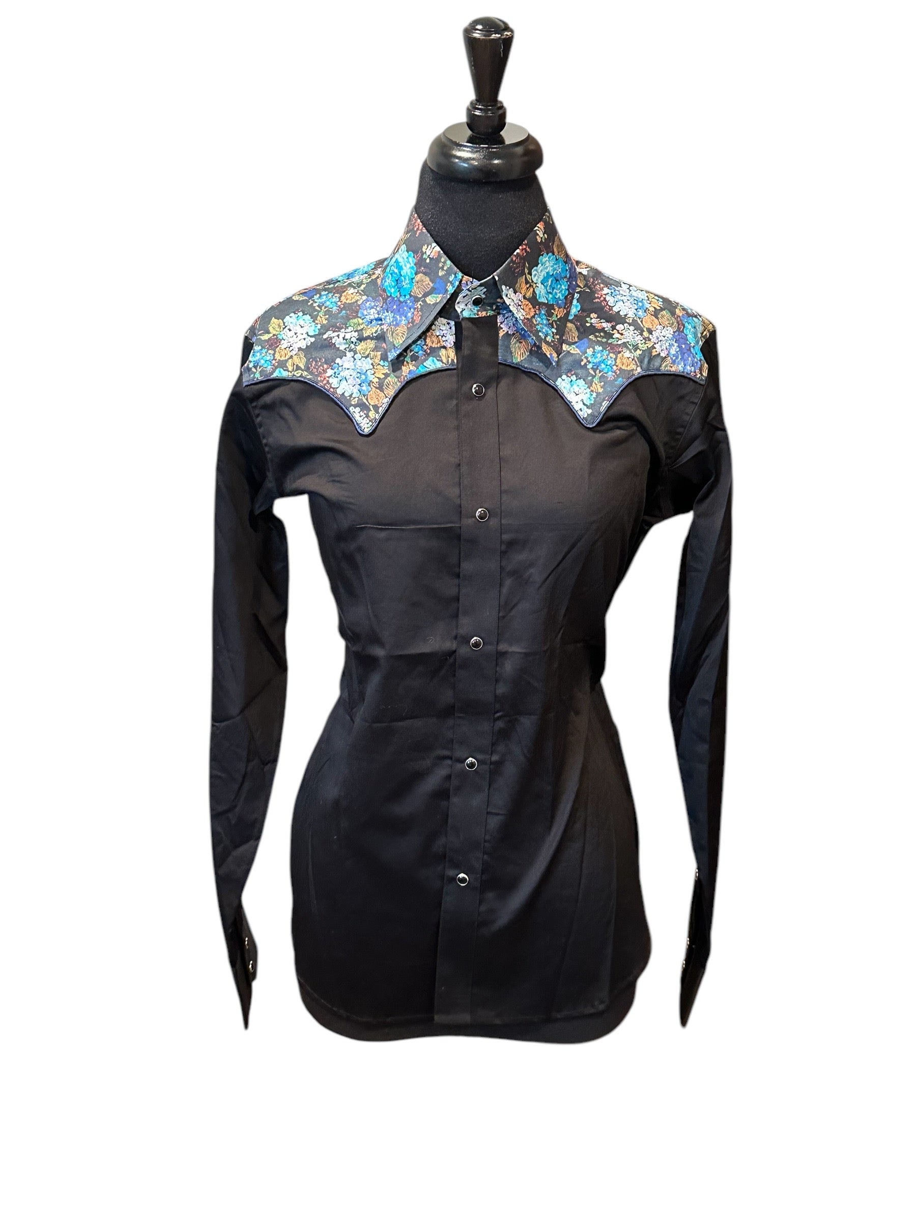 Western Ranch Snap Shirt with hibiscus