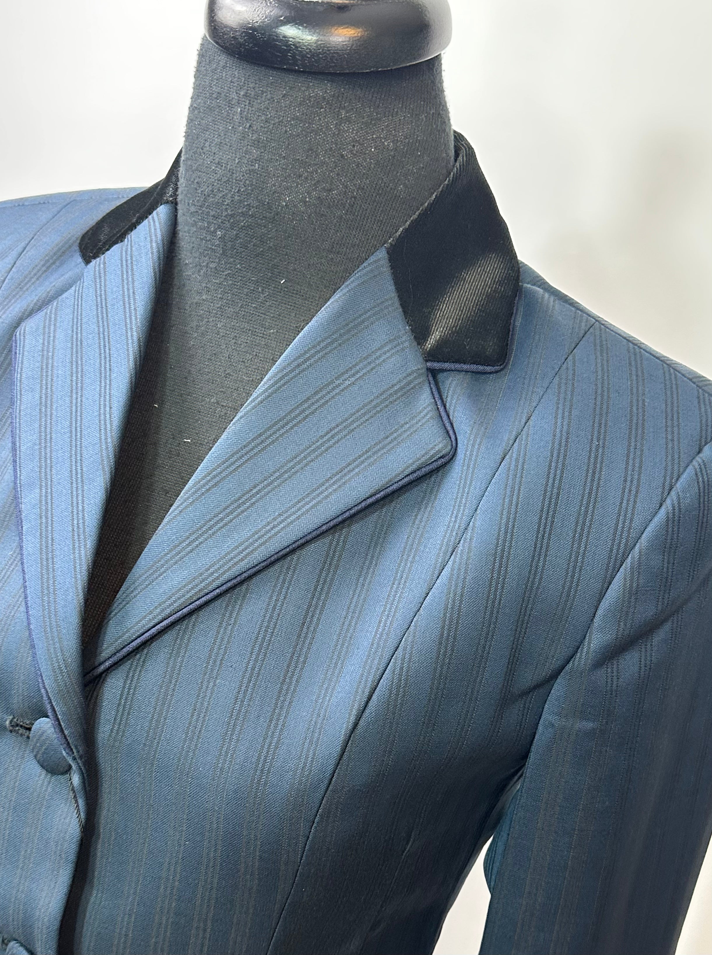 English Show Coat Navy Stripe Fabric Code R369