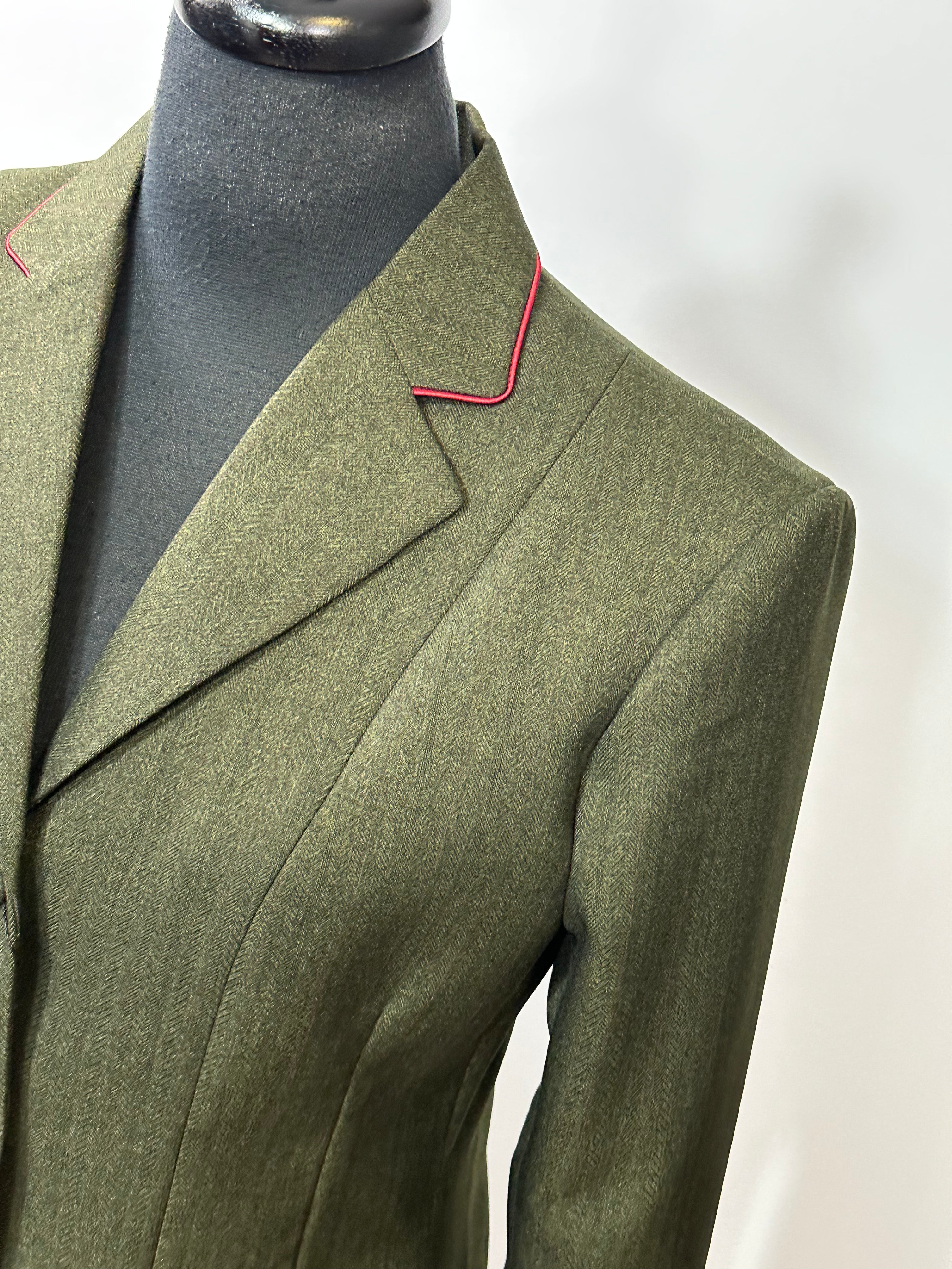 English Show Coat Olive and Burgundy Fabric Code R080