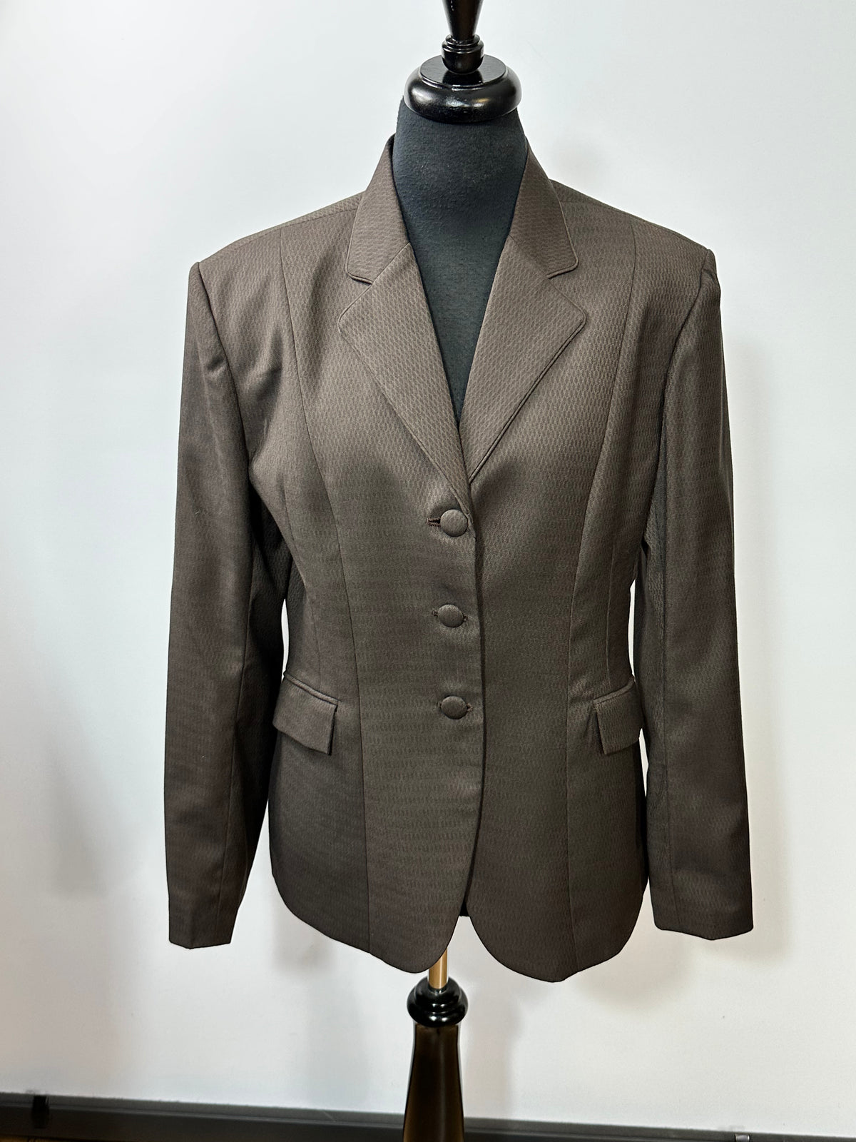 English Show Coat Brown Fabric Code R87 Huntress Riding Apparel english-show-coat-brown-fabric-code-r87-huntress-riding-apparel