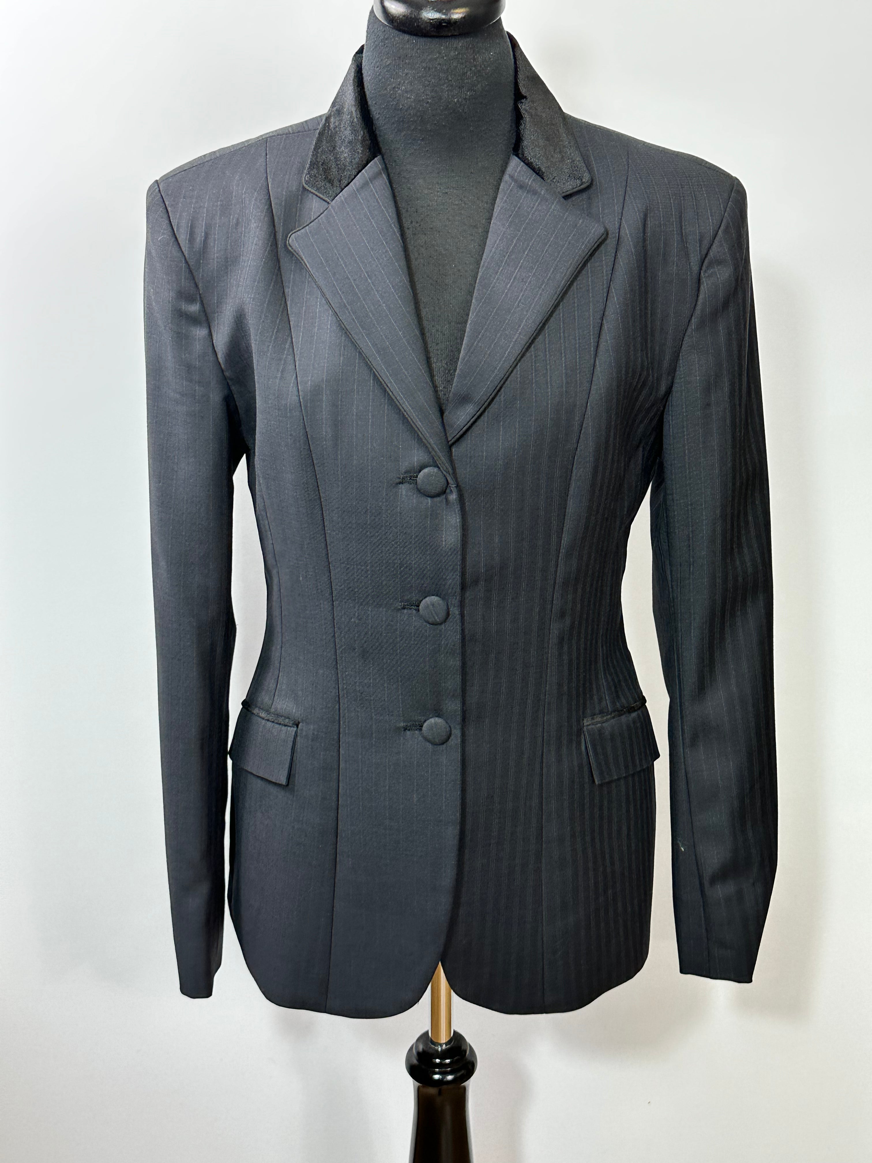 English Show Coat Tone on Tone Fabric Code R245