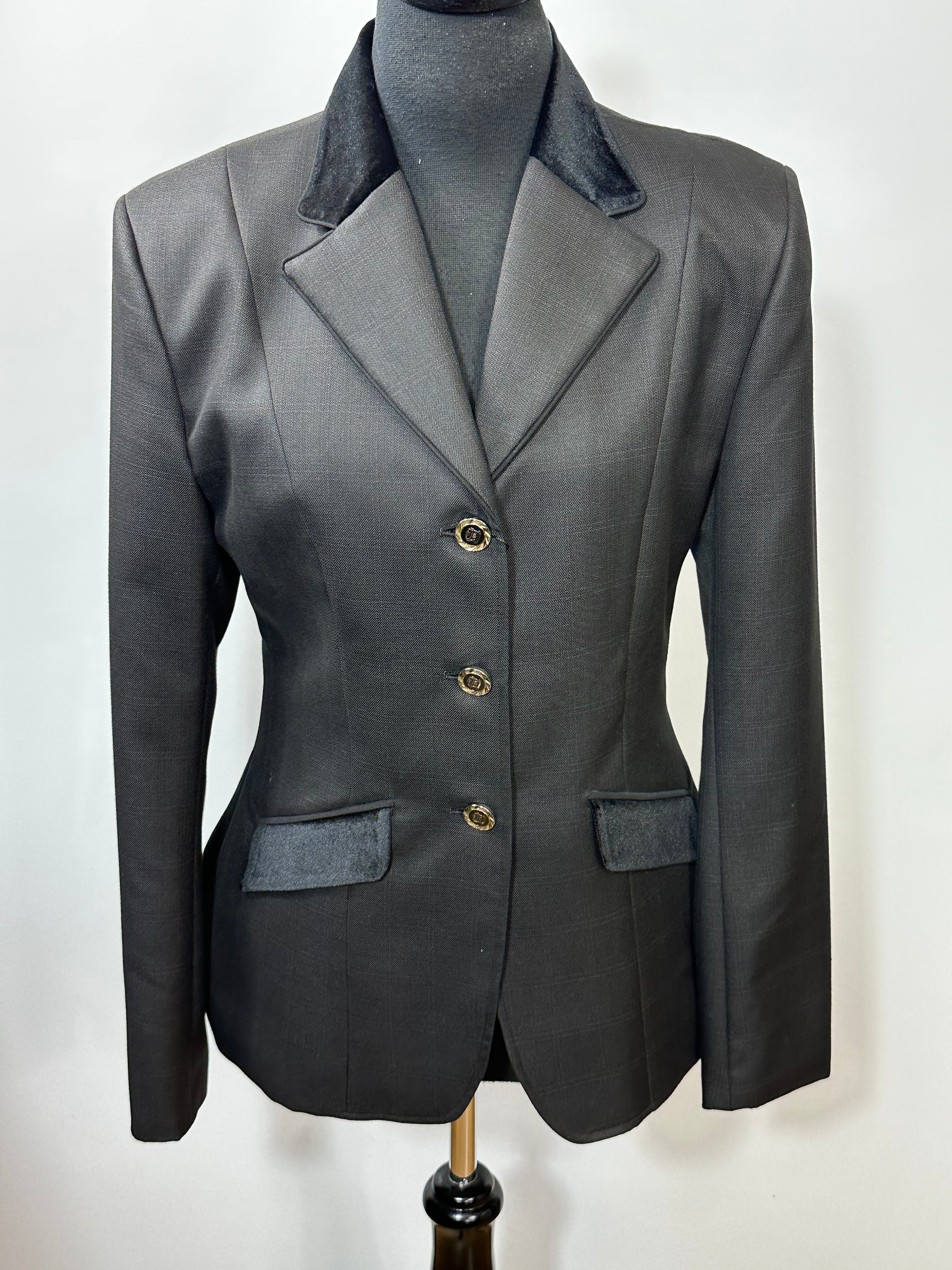 English Show Coat Black Plaid R155