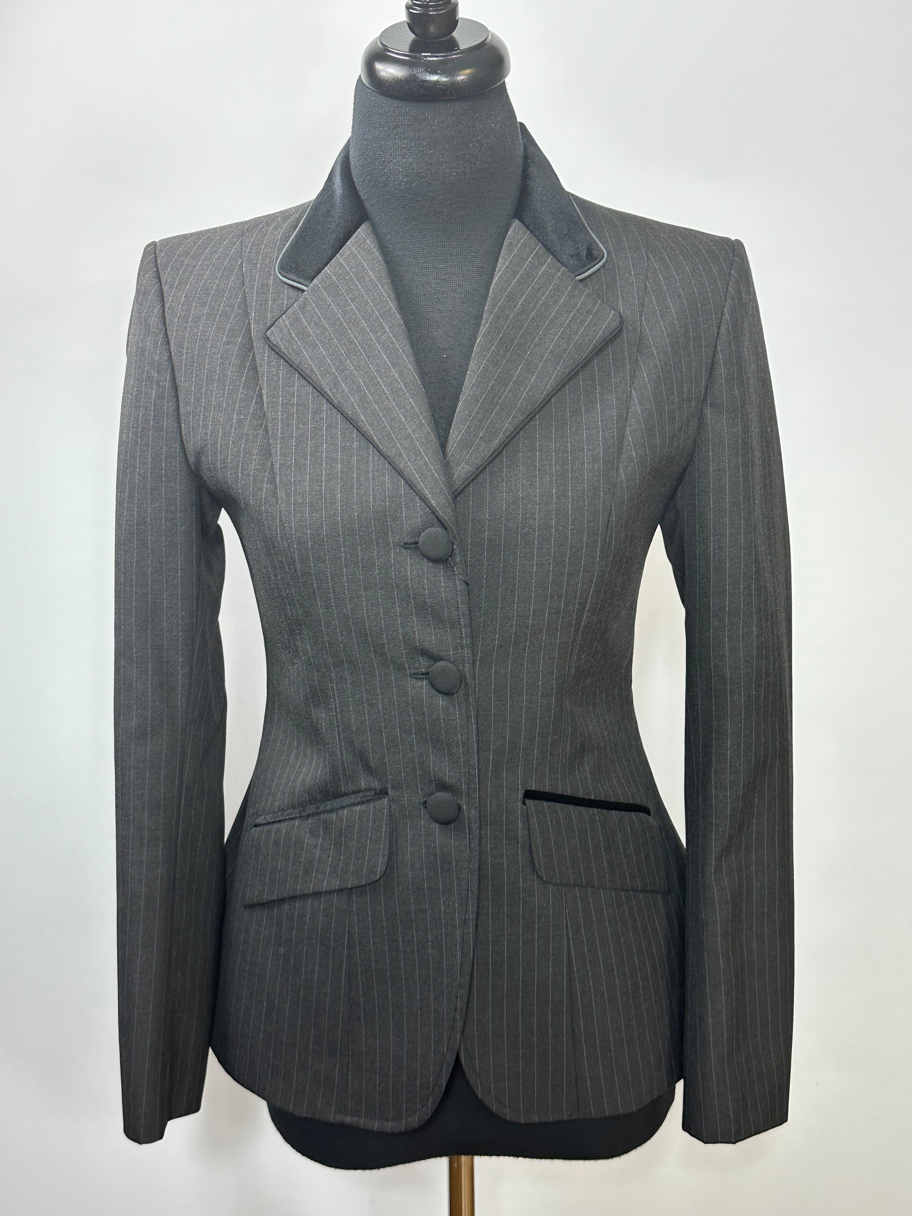 English Show Coat Charcoal Grey Stripe R119