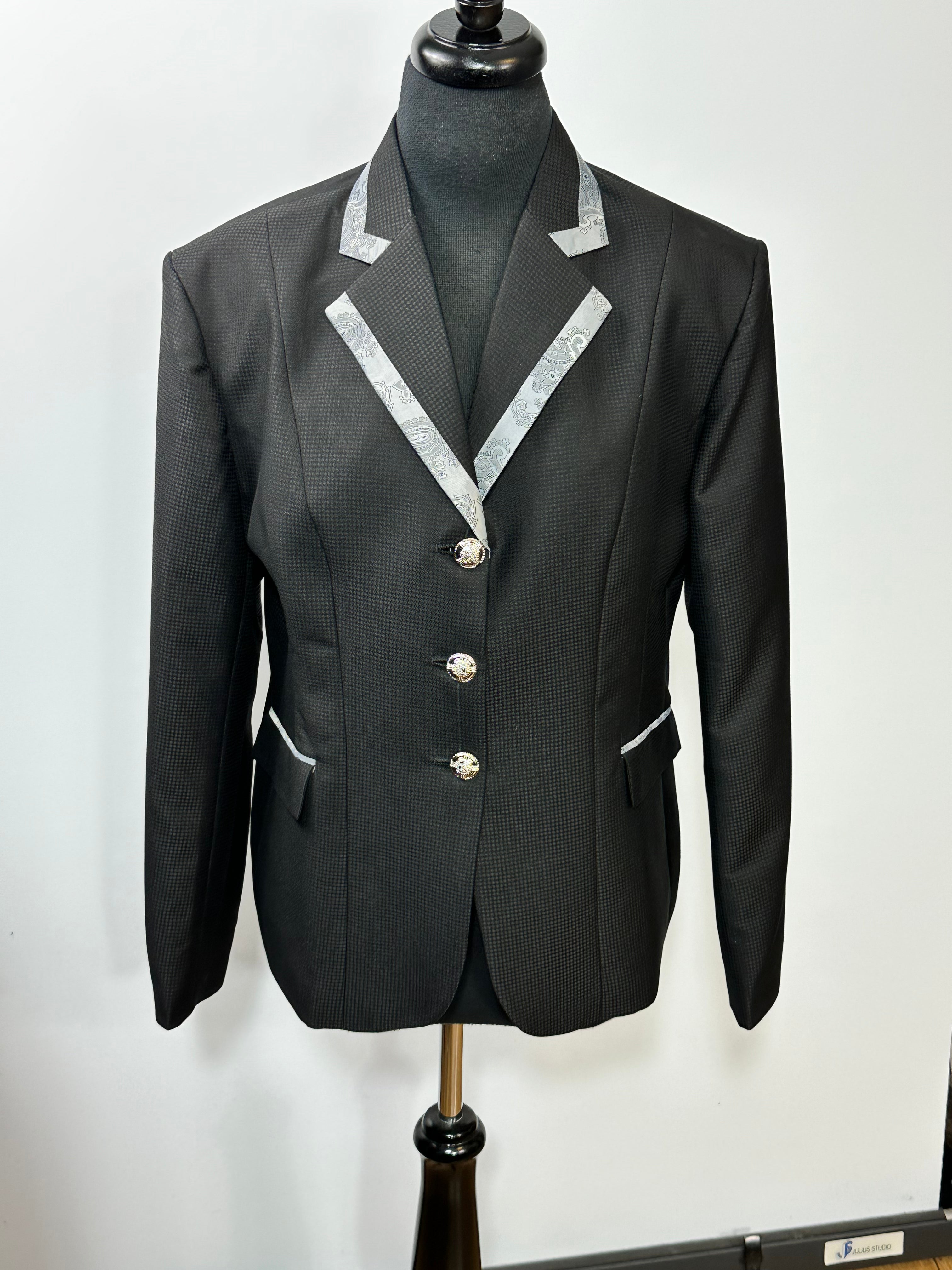 English Show Coat Black with Grey Paisley Fabric Code R151