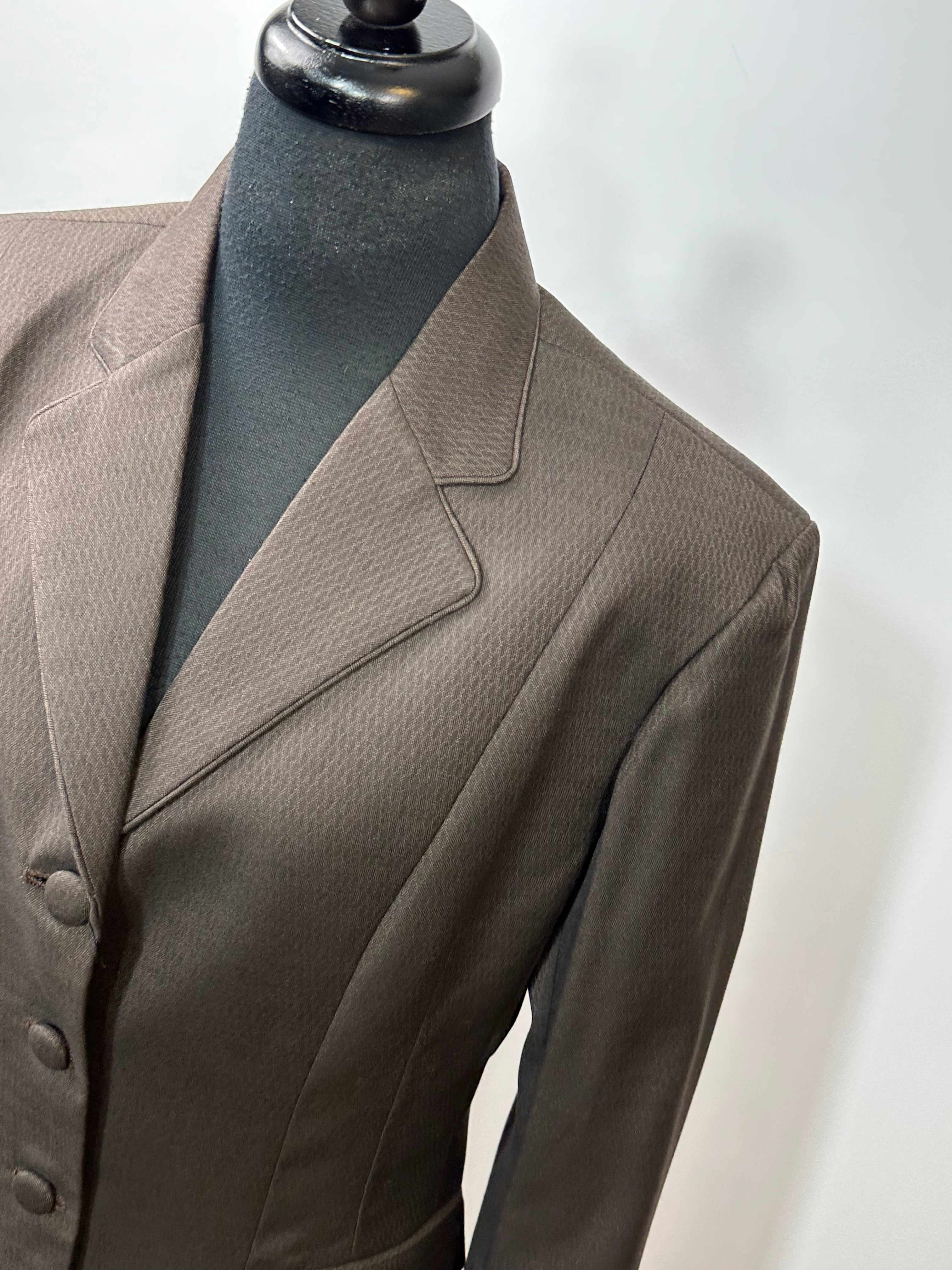 English Show Coat Brown Fabric Code R87