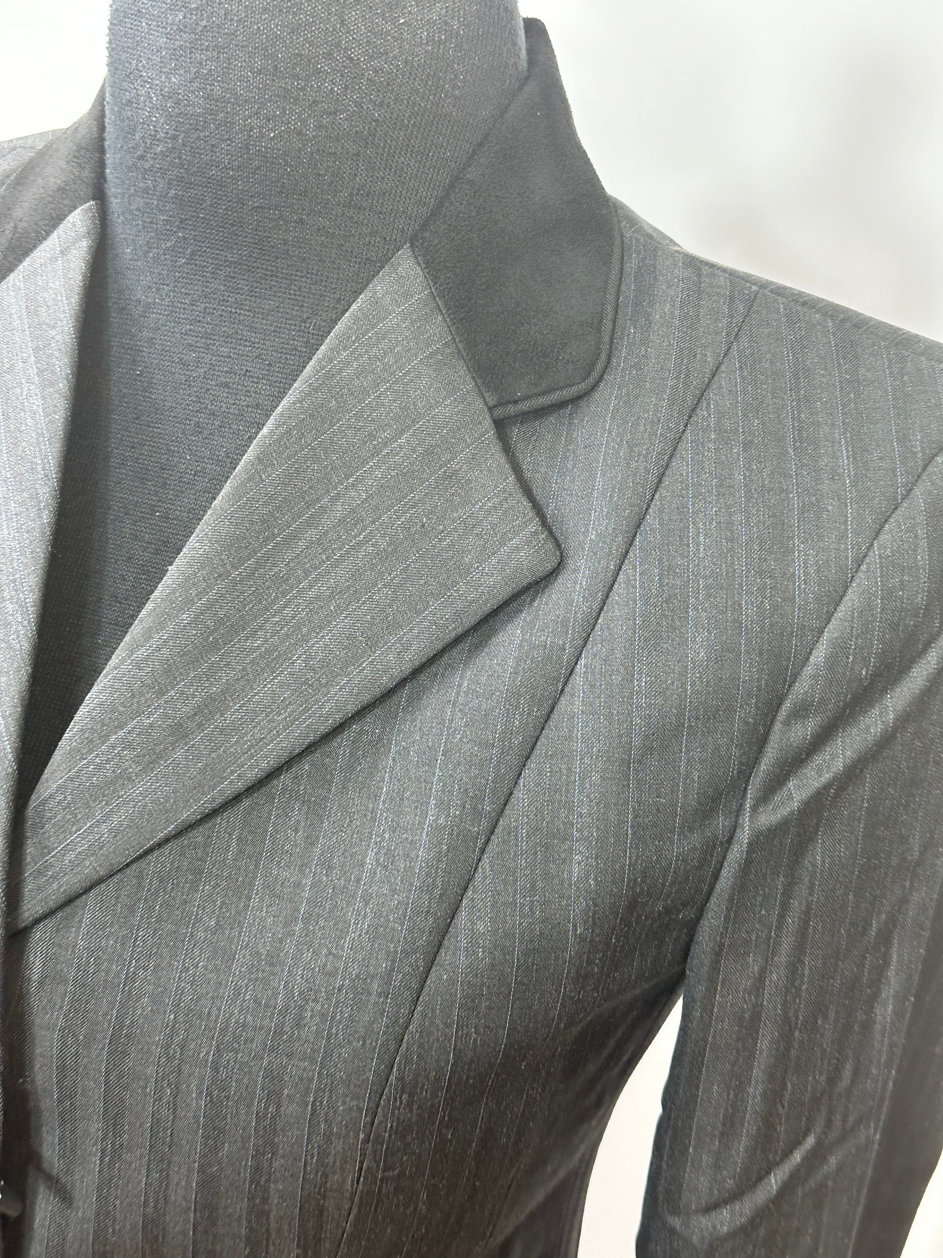 English Show Coat Grey Self Stripe R082