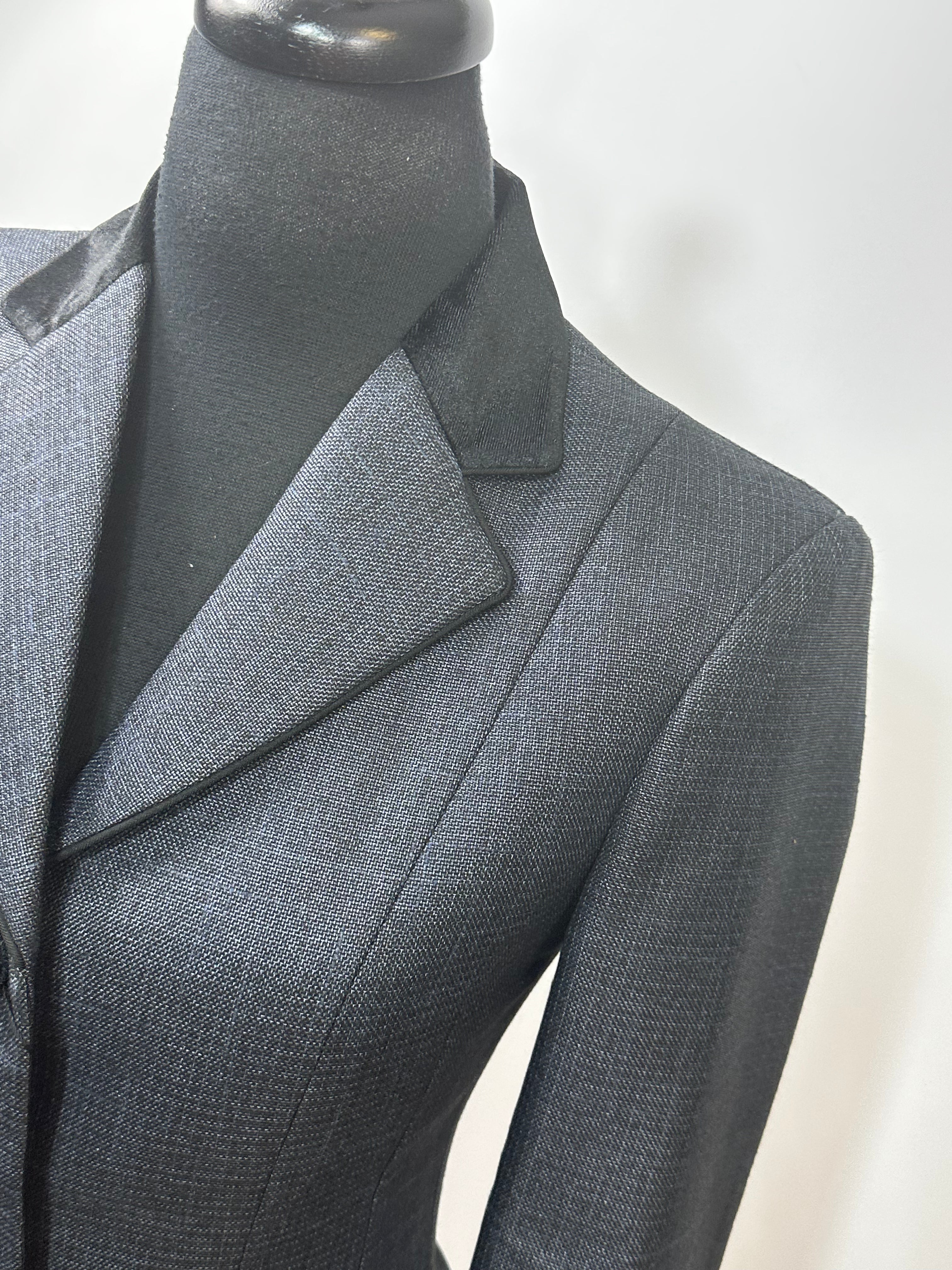 English Show Coat Dark Grey and Black with Sheen Fabric Code R313