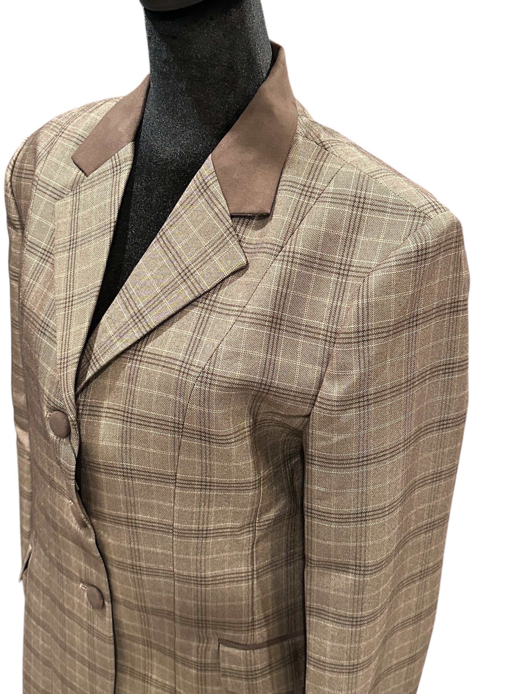 English Show Coat Brown and Tan Plaid Fabric Code R039