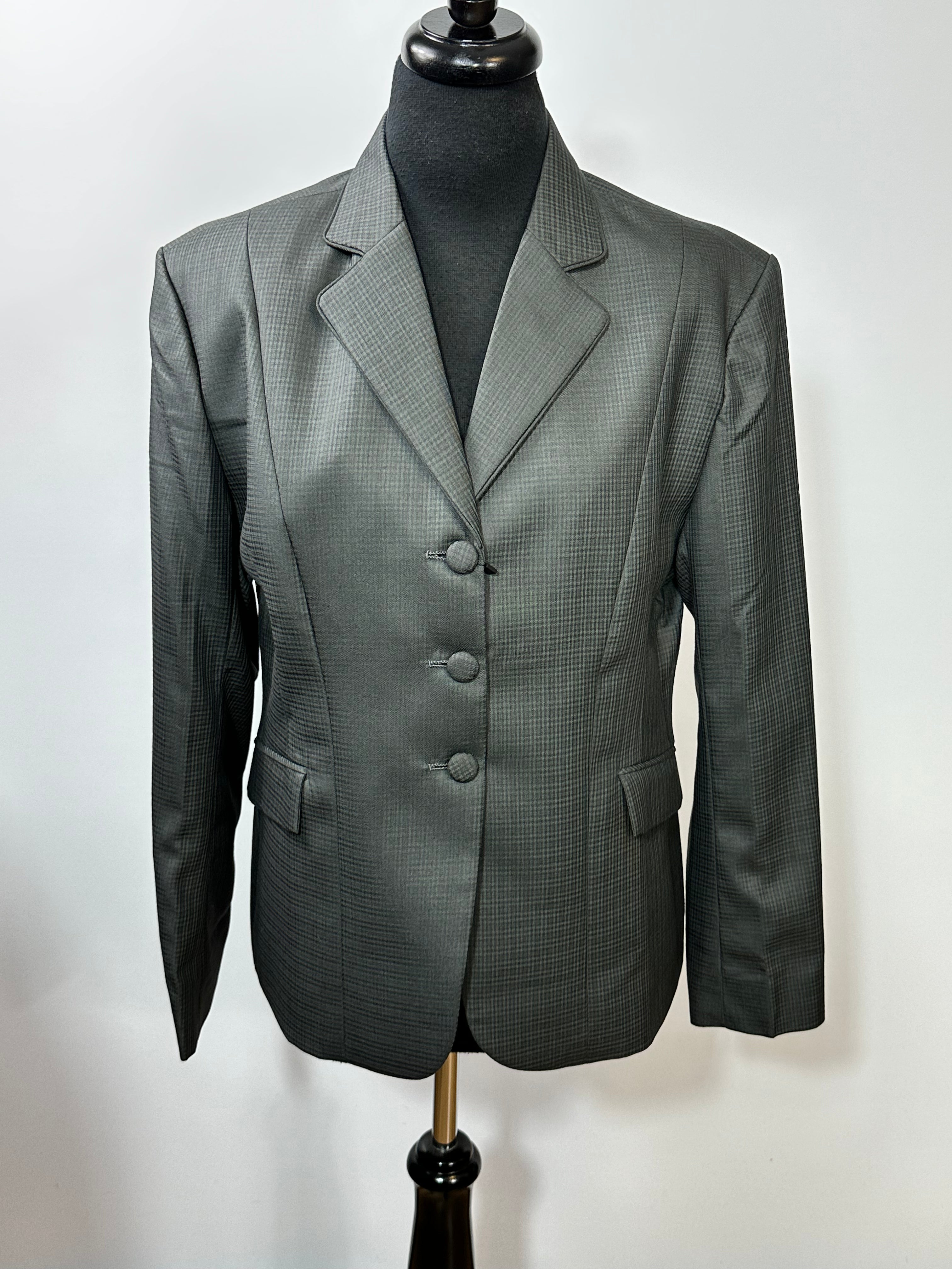 English Show Coat Gray Blaxk Fabric Code R326