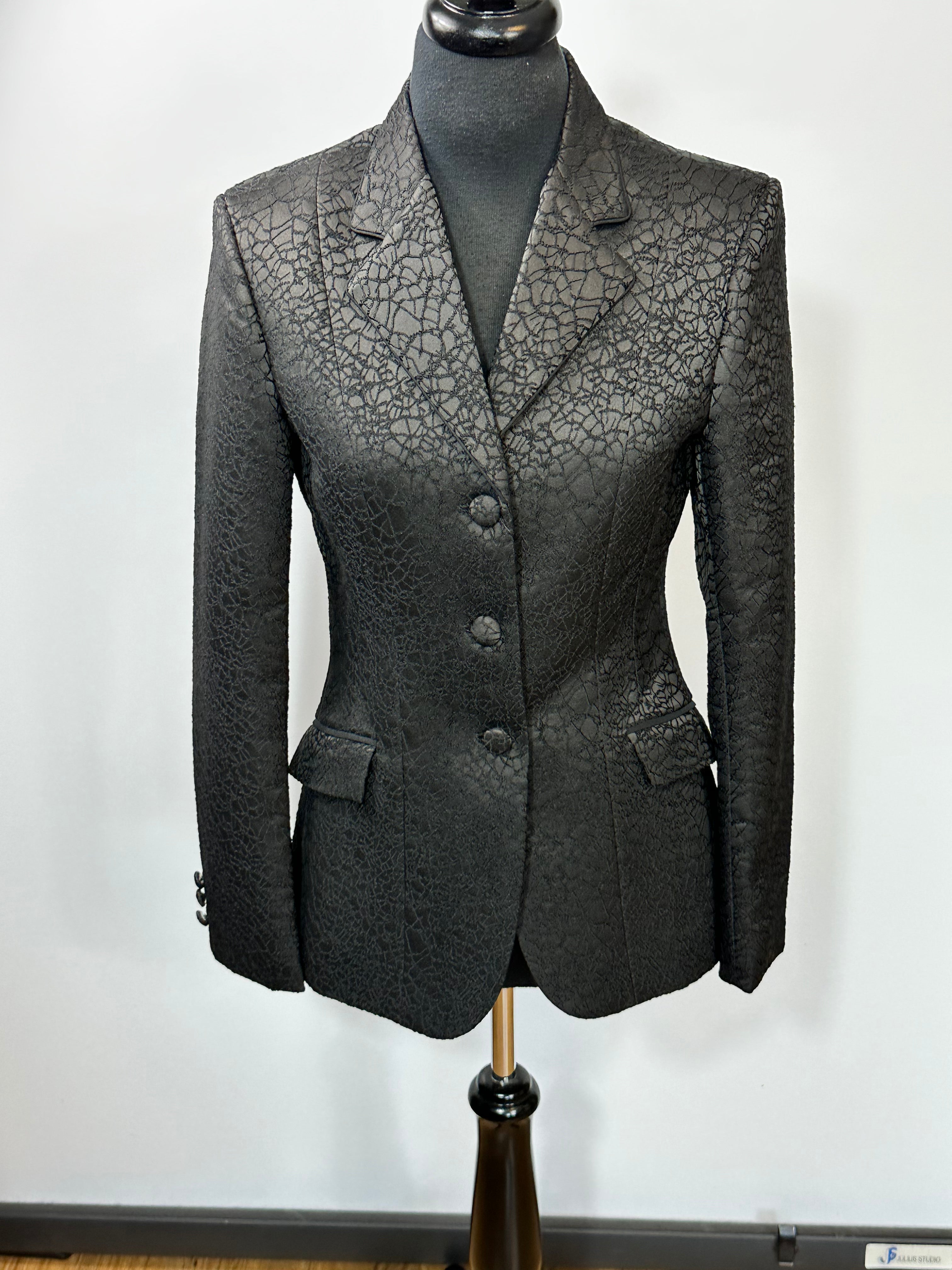 English Show Coat Black Texture Fabric Code R206